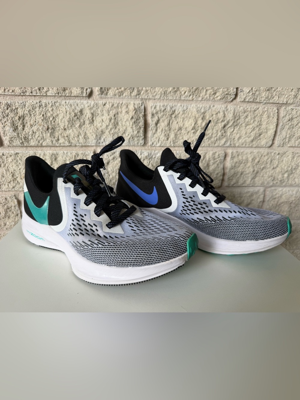 Nike Air Zoom Winflo 6 Running Shoes Gray Black Blue Women’s Size 8.5